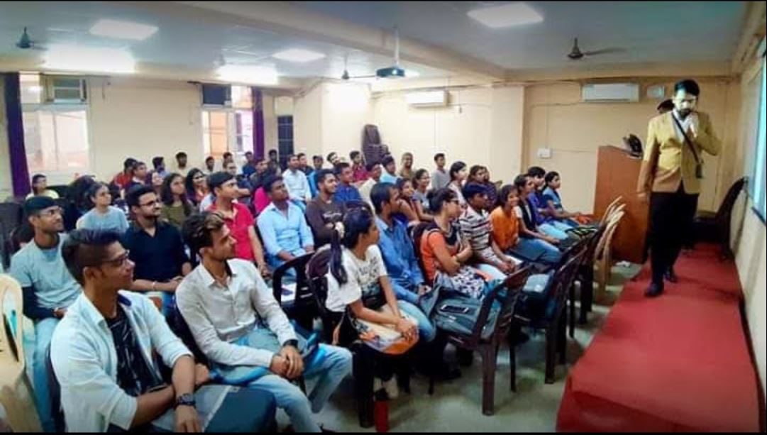 Priyanka Saxena Classes Images photo 3
