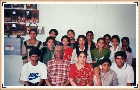 Shanthinikethan Tutorials Shanthinikethan Tutorials photo 1