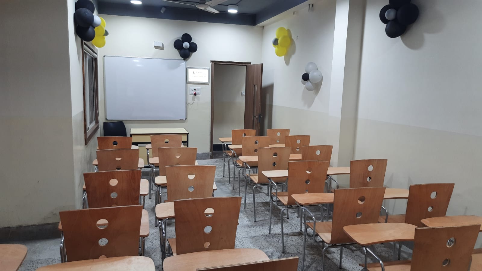 Rajeev Classes Rajeev Classes photo 2