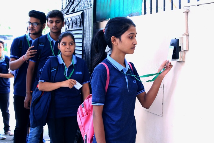 Aakash Institute Aakash Surat photo 2
