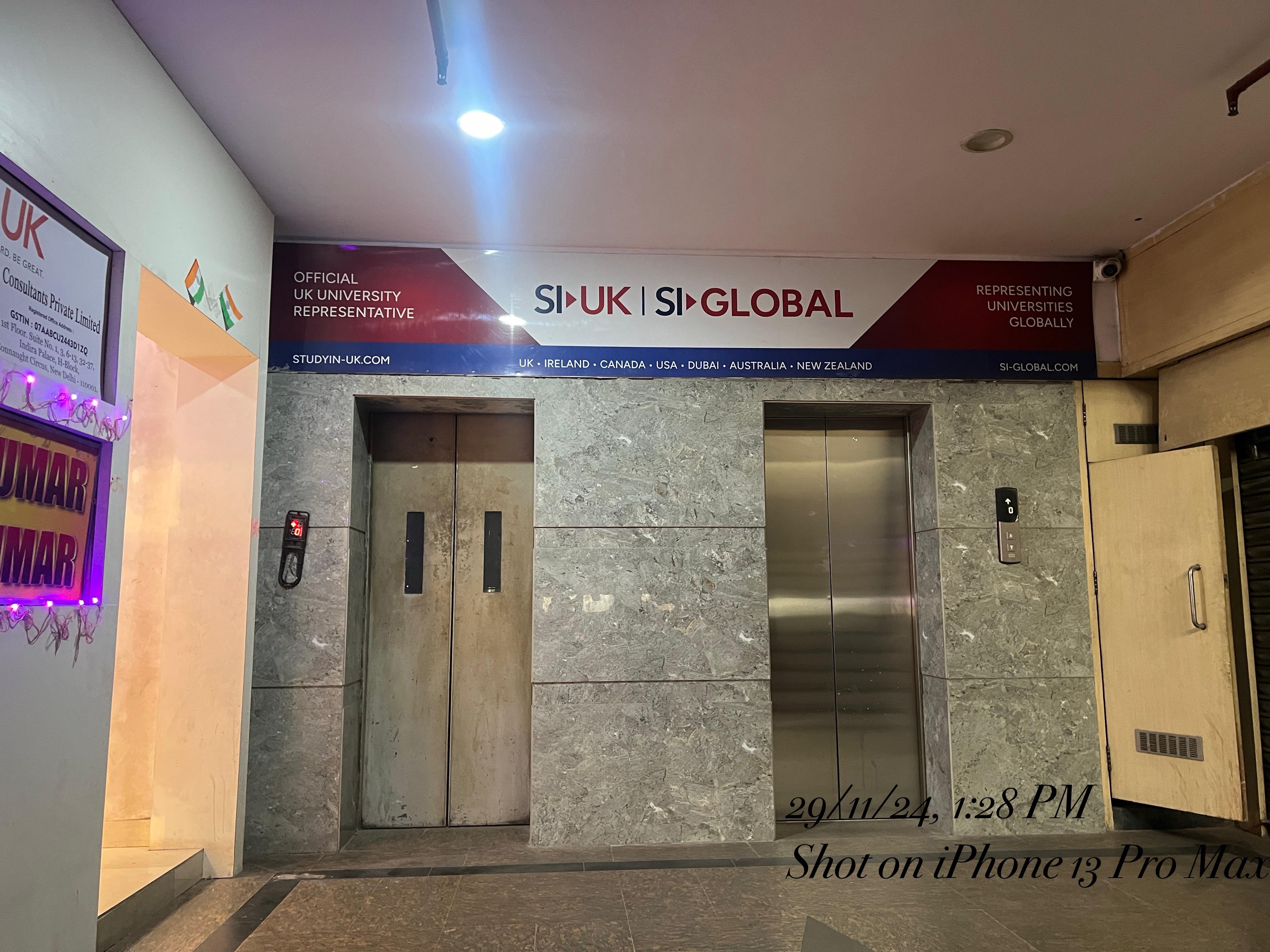 SI UK SI-UK Kolkata Building photo 2