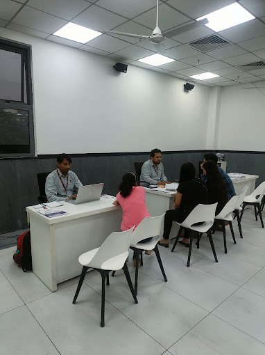 Drishti IAS Drishti IAS Noida Campus photo 1
