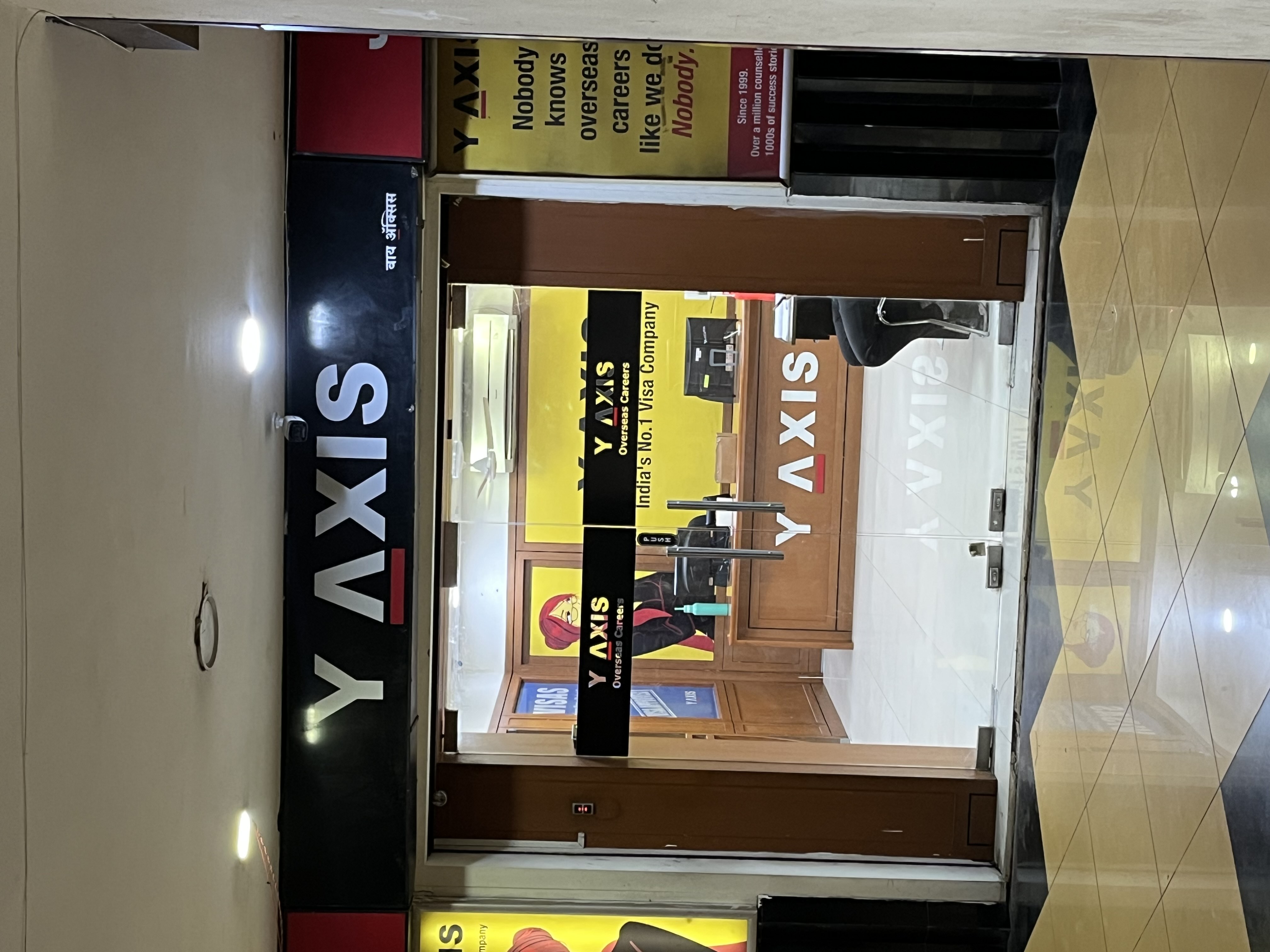 Y-Axis Y-Axis Gallery photo 4