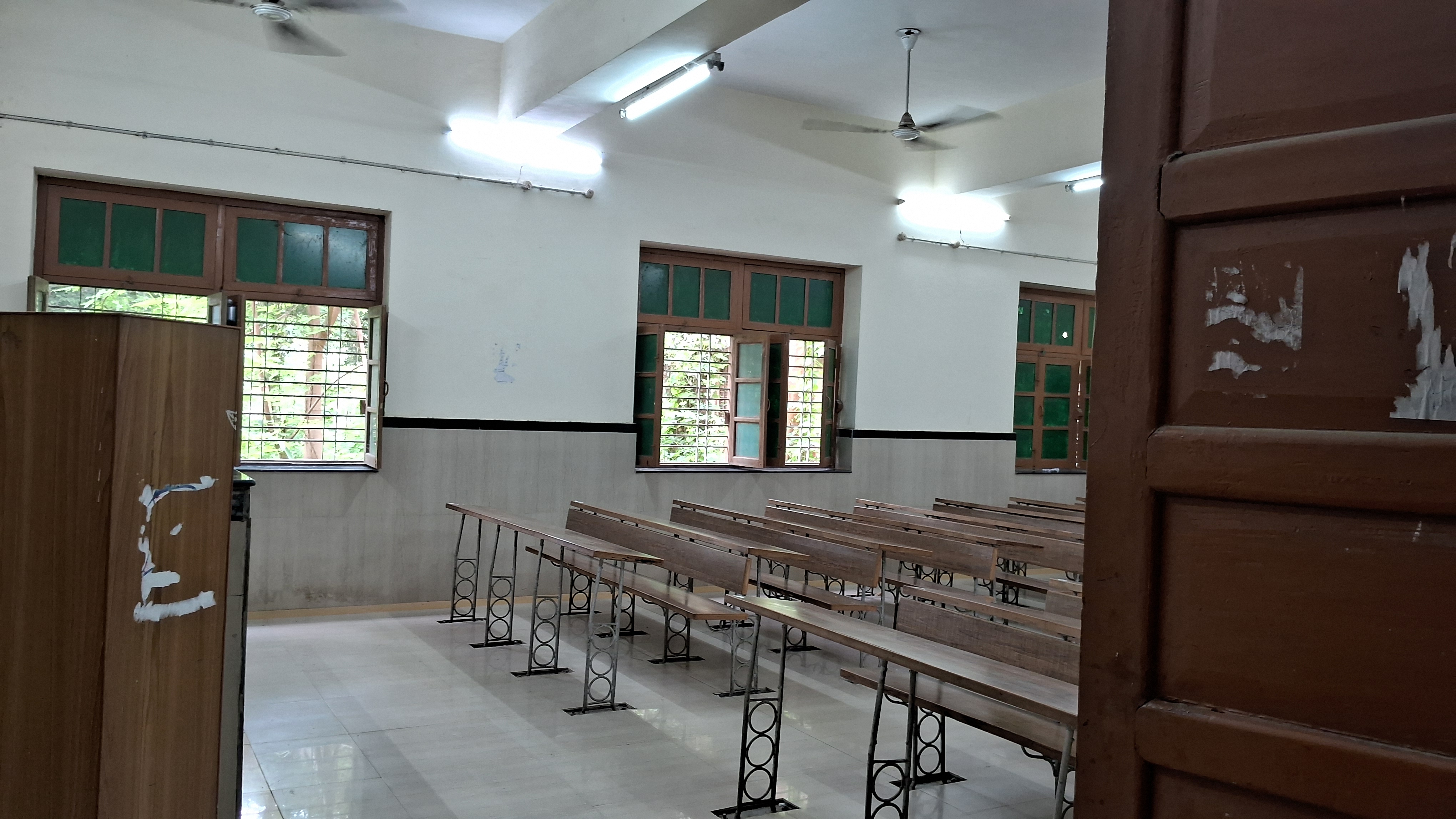 BHU Campus photo (15) by Vartika Singh