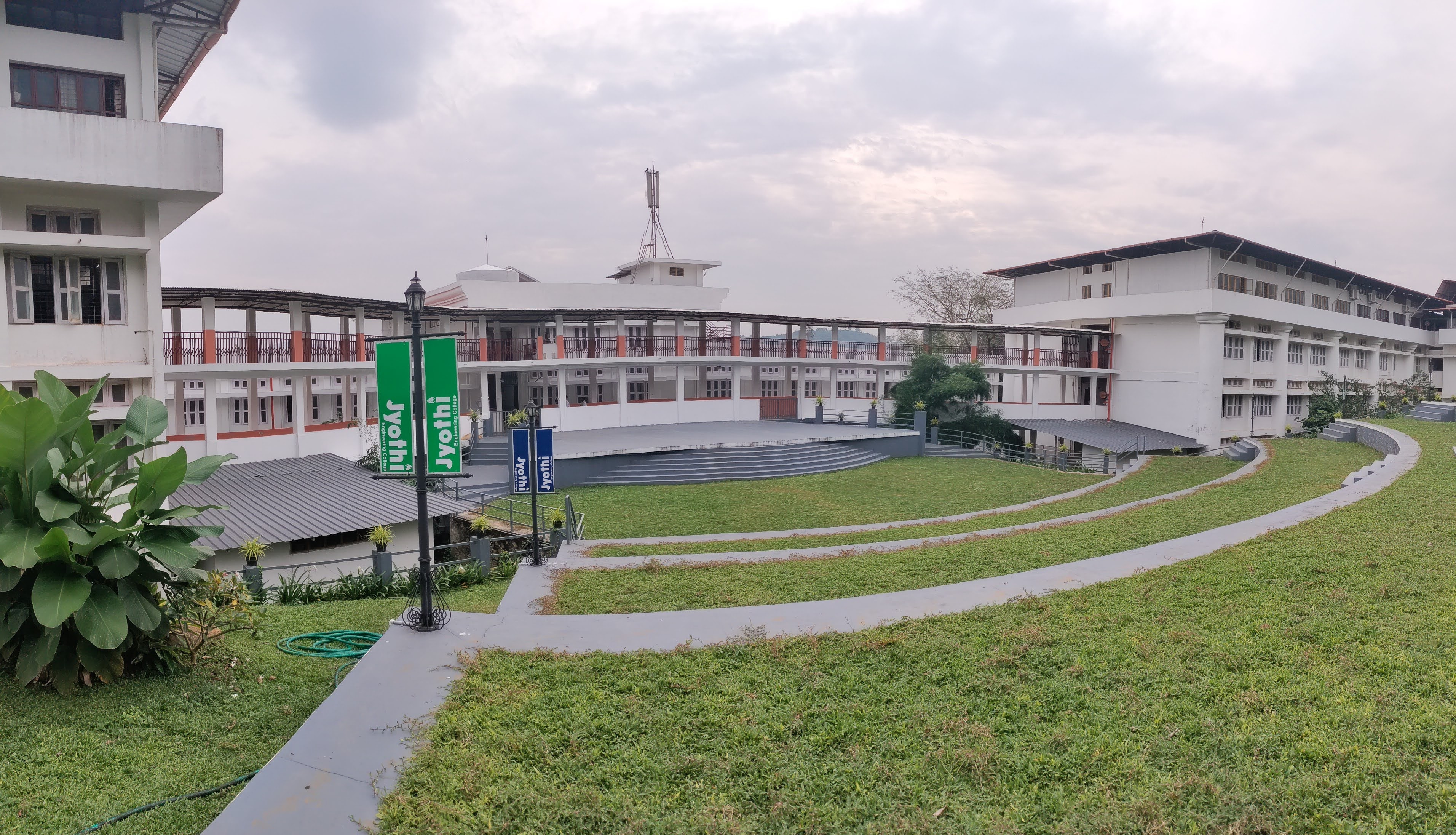 Jyothi Engineering College Cheruthuruthy Thrissur Campus photo (9) by Nereparambil Sharlet Varkey
